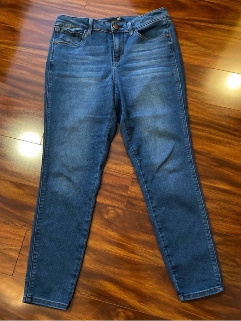 1822 Denim Dark Blue High rise Women's skinny Jeans cropped